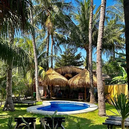 Gili Land Hotel